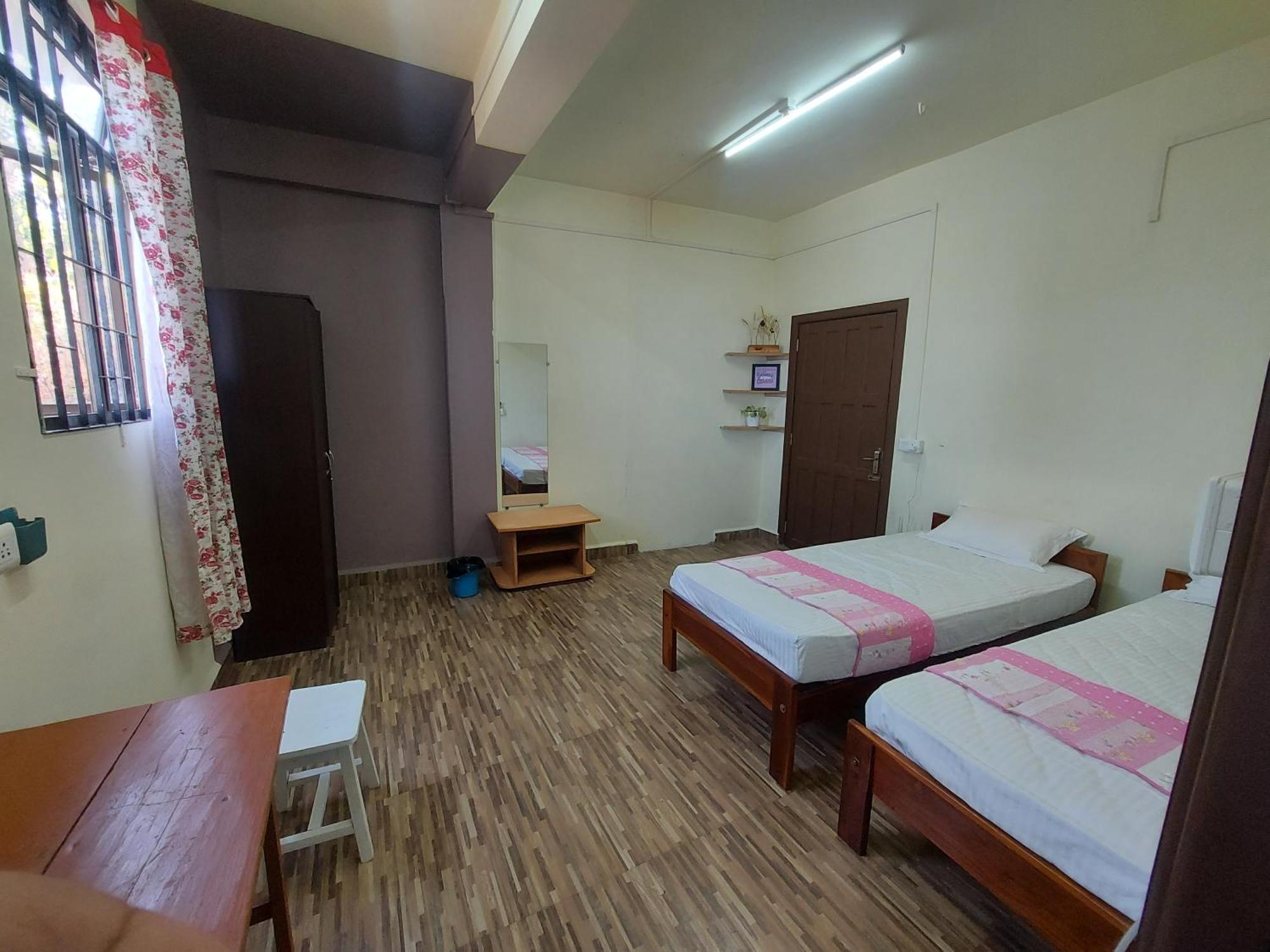 Giftland Homestay Āīzawl Exteriér fotografie