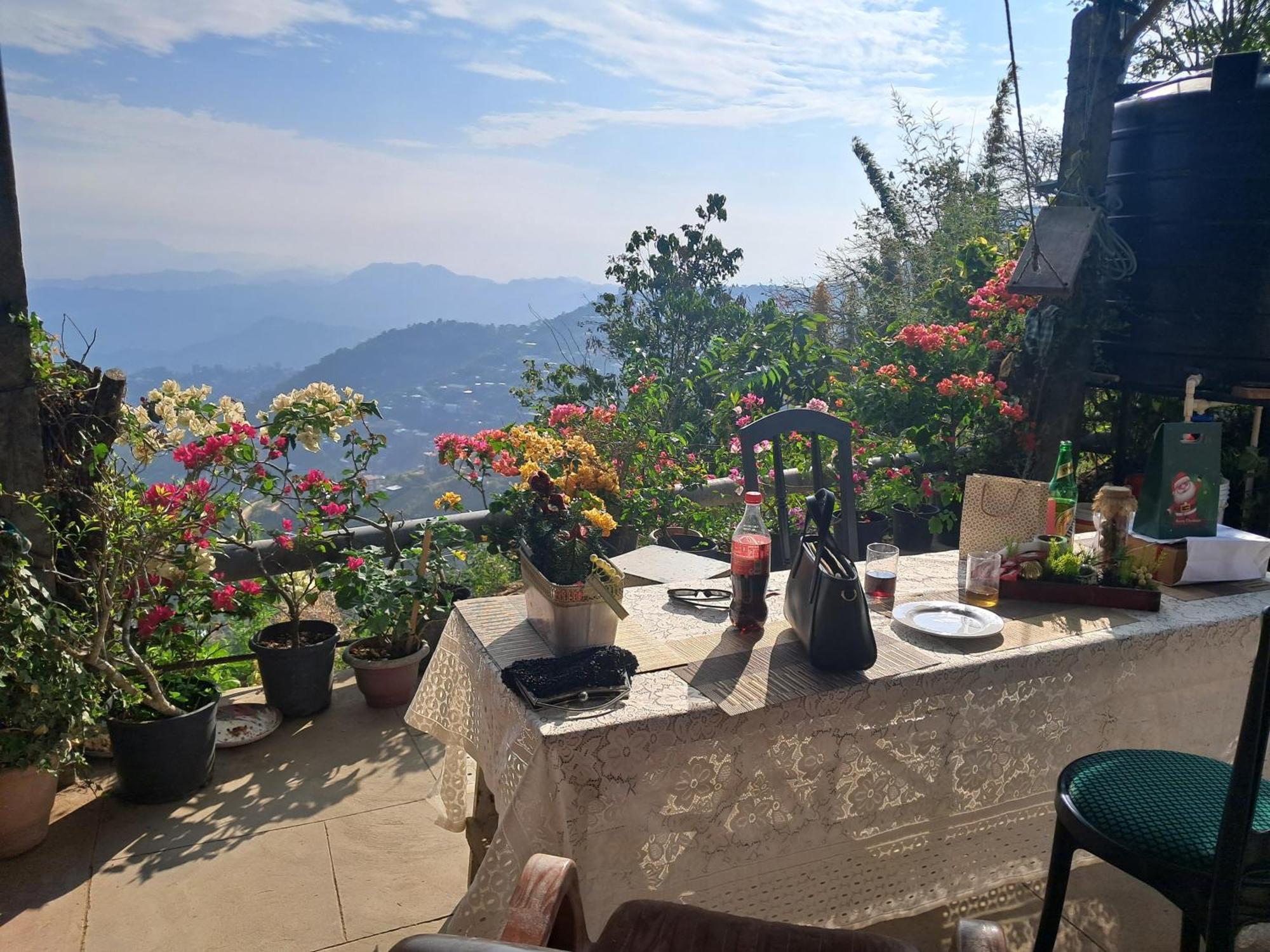 Giftland Homestay Āīzawl Exteriér fotografie